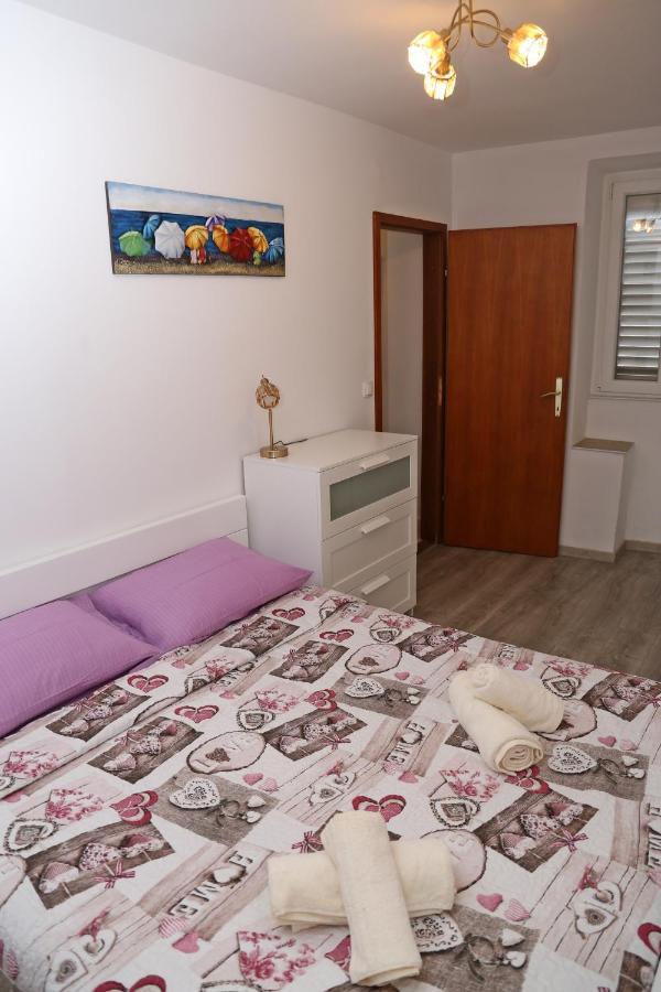 Sailboat House Apartment กอร์จูลา ภายนอก รูปภาพ